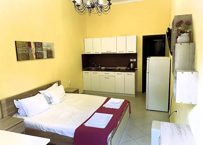 Stamopolu Lux Ground Floor Hotel