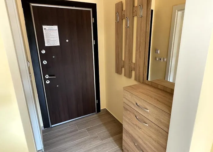 Stamopolu Lux Ground Floor 프리모르스코